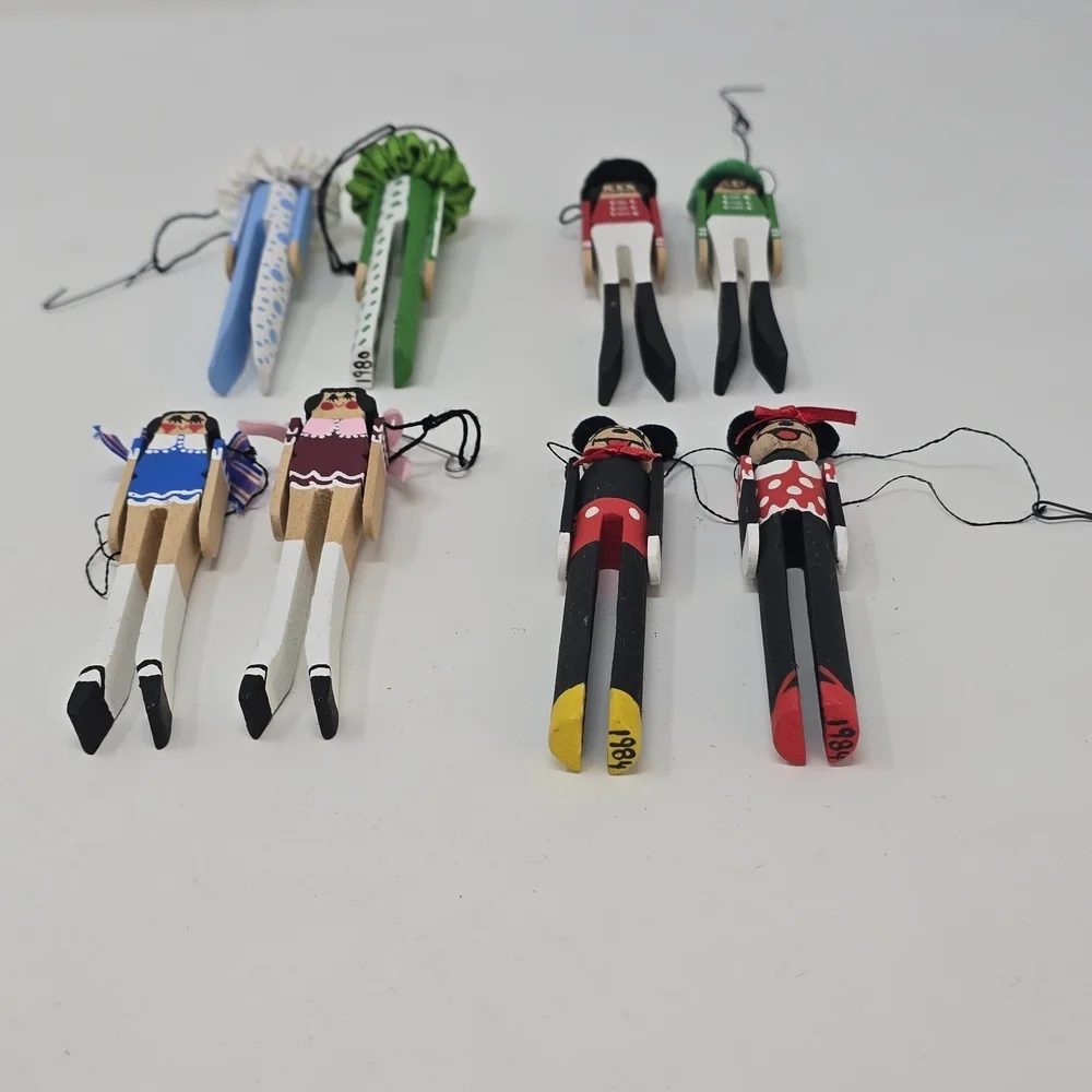 Vintage clothespin laundry clip Christmas ornament wooden set of 8 holiday décor